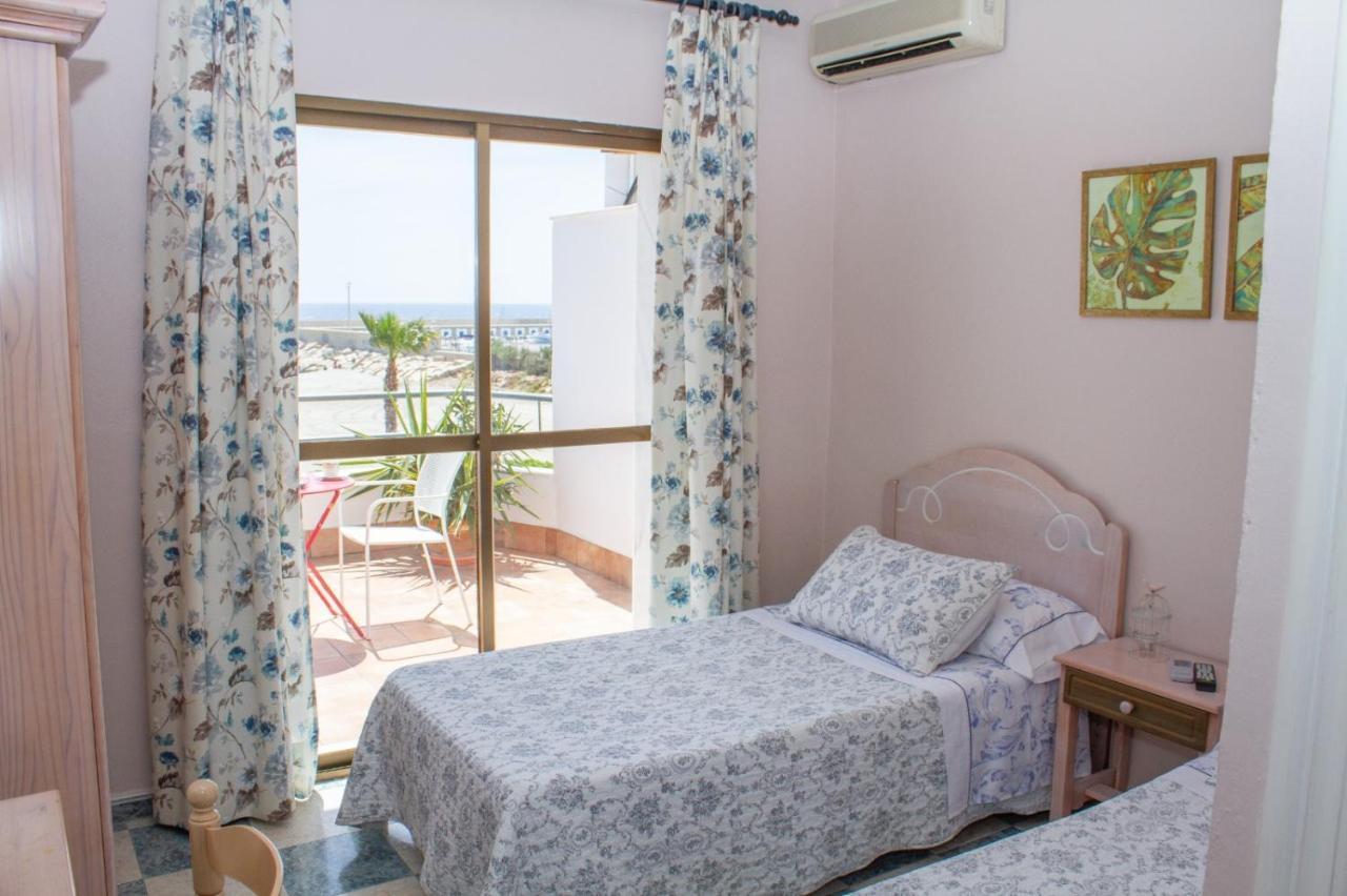 Habitaciones Hernandez Карбонерас Экстерьер фото