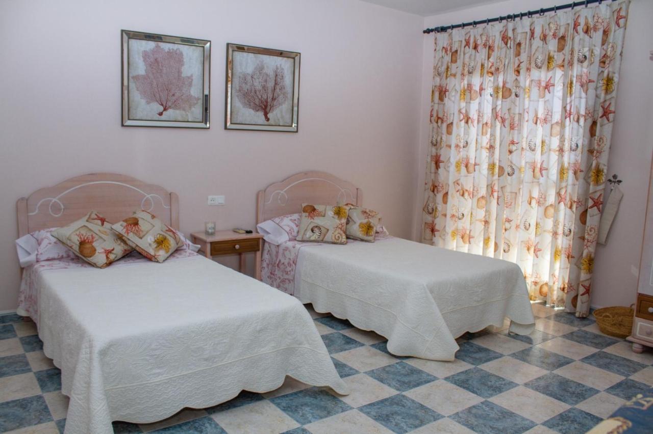 Habitaciones Hernandez Карбонерас Экстерьер фото