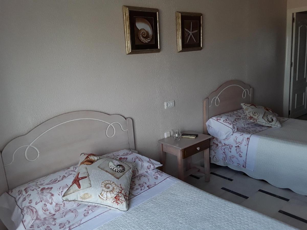 Habitaciones Hernandez Карбонерас Экстерьер фото