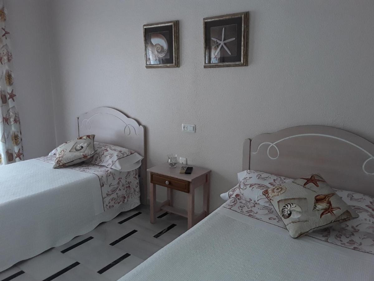 Habitaciones Hernandez Карбонерас Экстерьер фото
