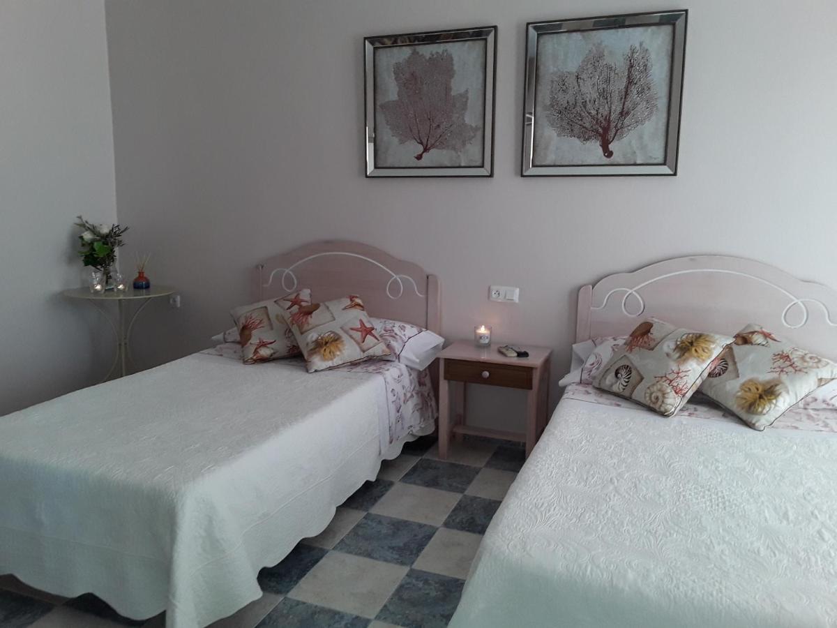 Habitaciones Hernandez Карбонерас Экстерьер фото