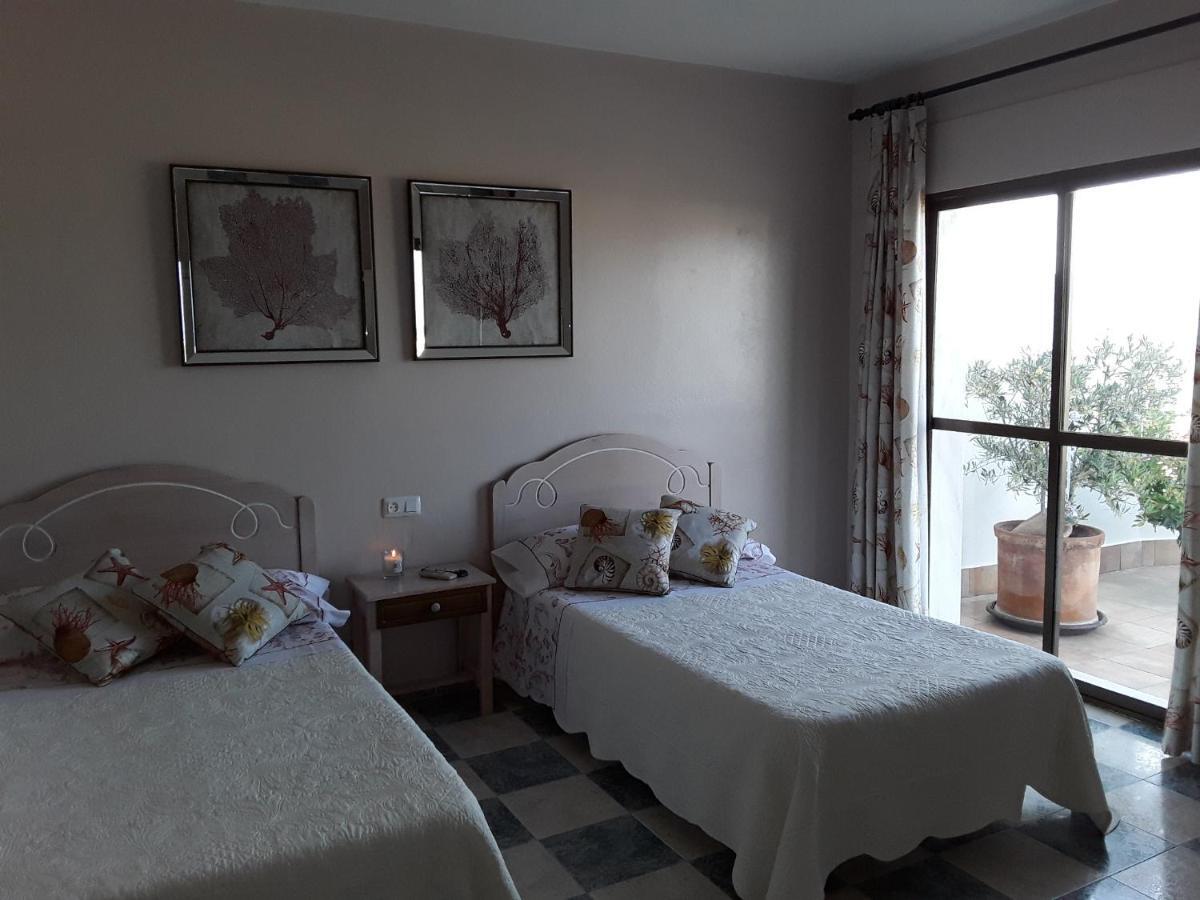 Habitaciones Hernandez Карбонерас Экстерьер фото